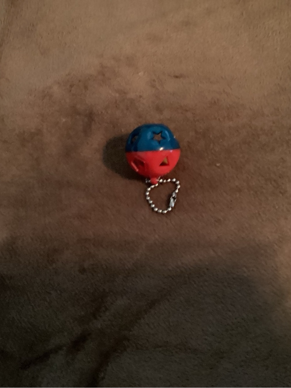 TUPPERWARE VINTAGE SHAPE O BALL KEYCHAIN